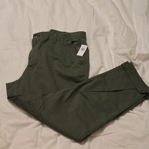 Old Navy Women's Olive Straight Leg Chinos